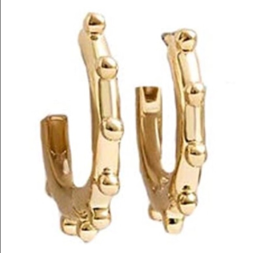 :: Delicate [GOLD] Spike Huggies Hoops - Picture 6 of 11